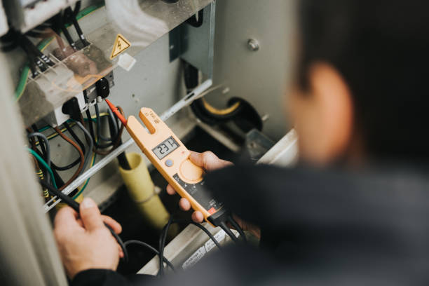 Best Electrical Contractors for Businesses  in Toluca, IL